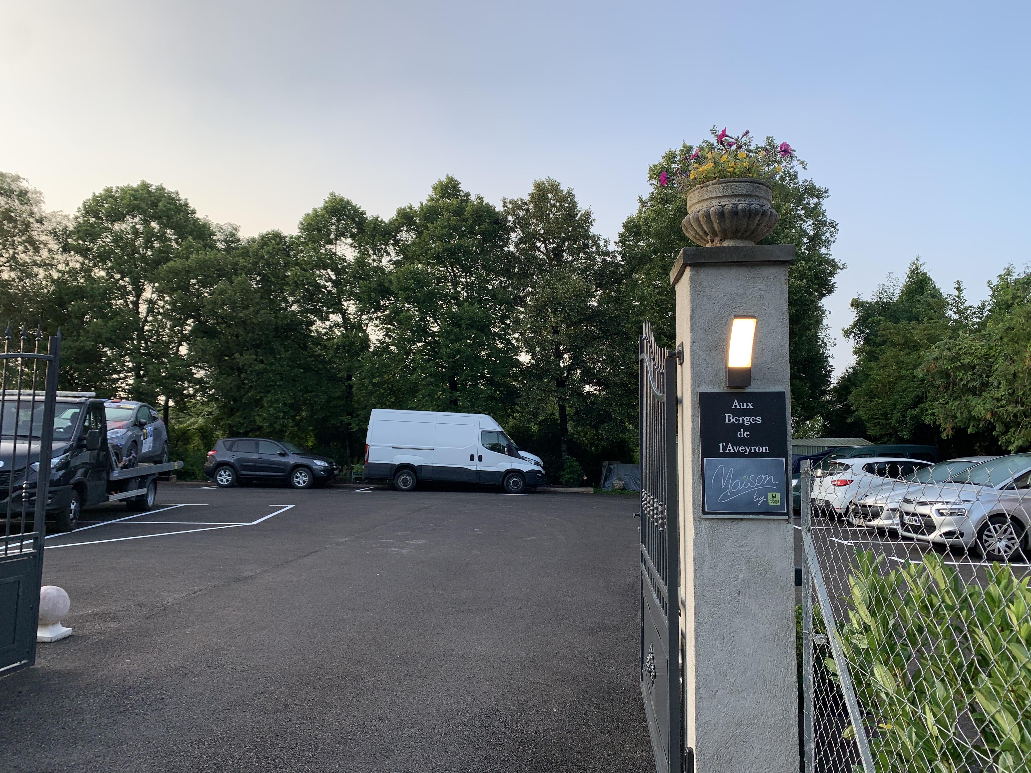 Logis Hotel Aux Berges De L'Aveyron Onet-le-Château Zewnętrze zdjęcie