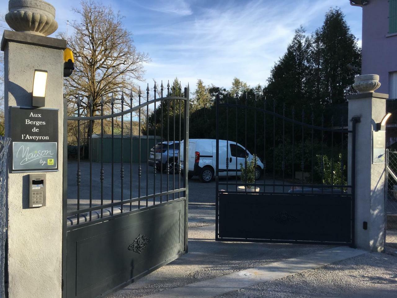 Logis Hotel Aux Berges De L'Aveyron Onet-le-Château Zewnętrze zdjęcie